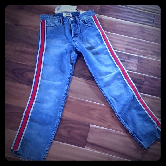 Zara Ankle length Jean's w/stripe - Picture 1 of 2
